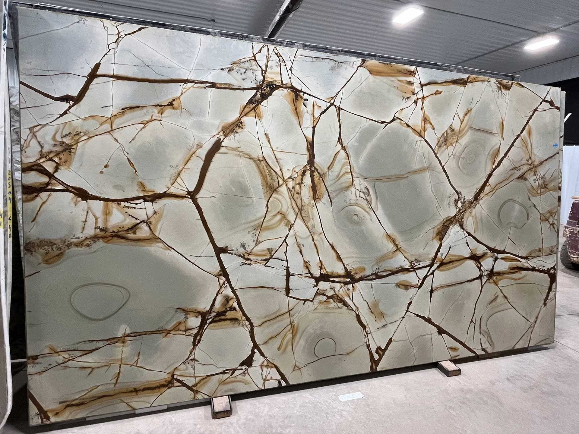 blue deep 2 polished quartzite