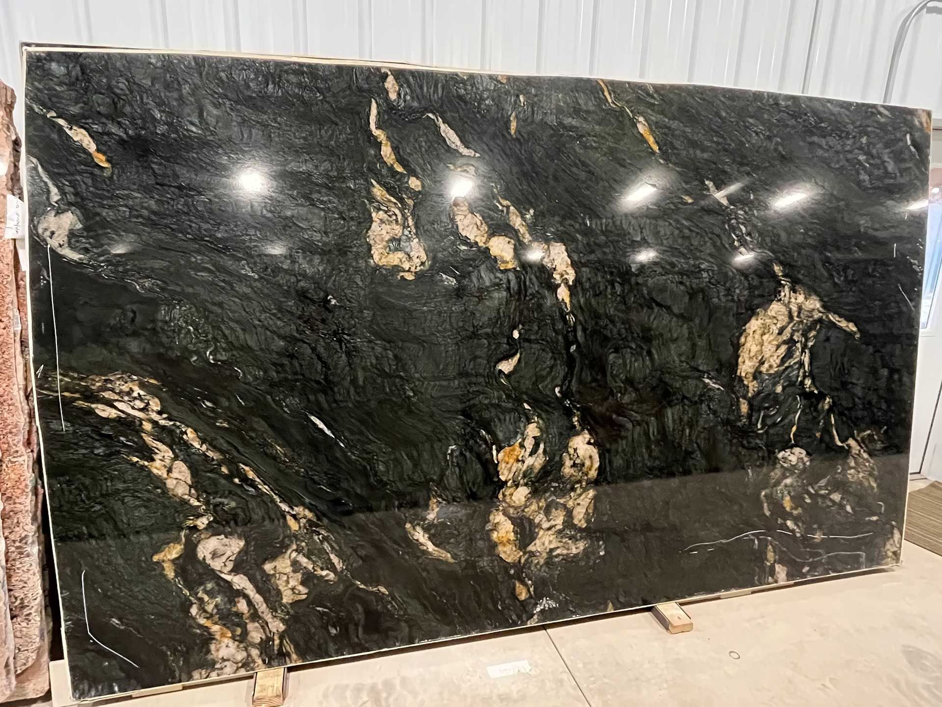 ocean treasure polished quartzite
