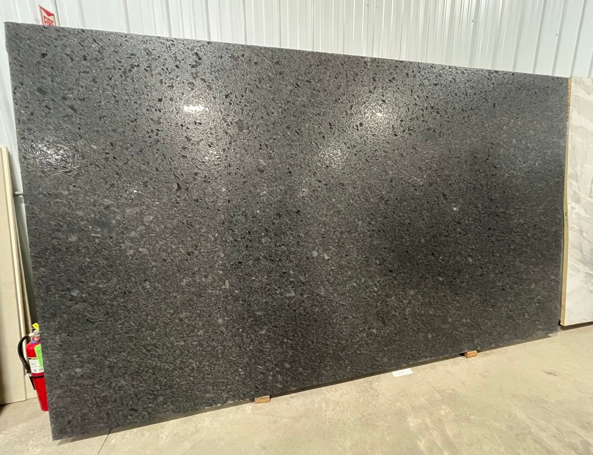 SILVER PEARL LAPATURA GRANITE