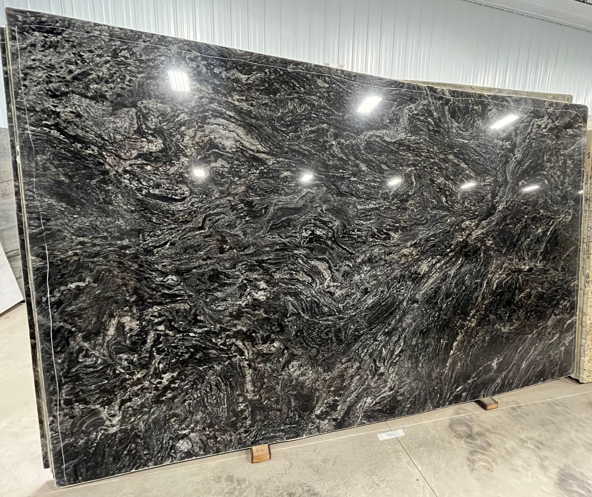 LUCKY BLACK POLISHED GRANITE