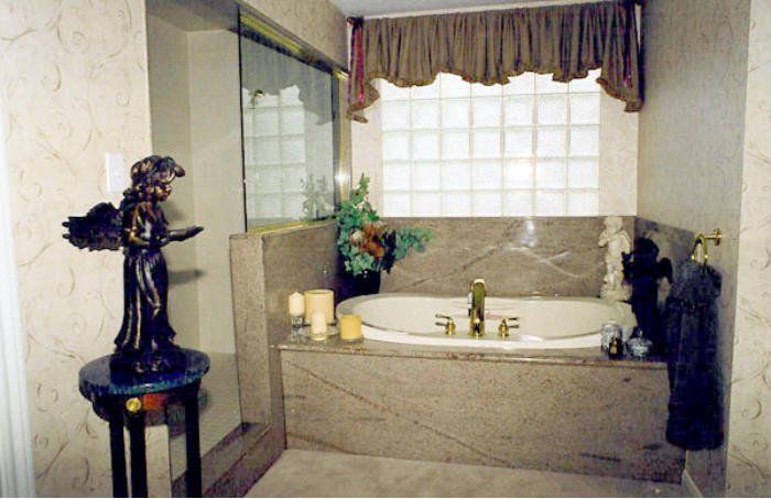 Bathroom remodeling photo gallery