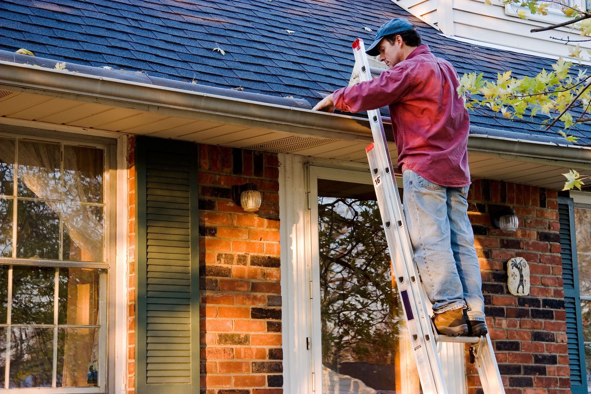 gutter cleaners	