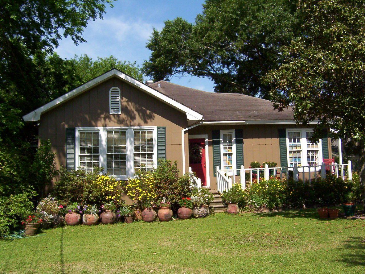 Residential vinyl siding