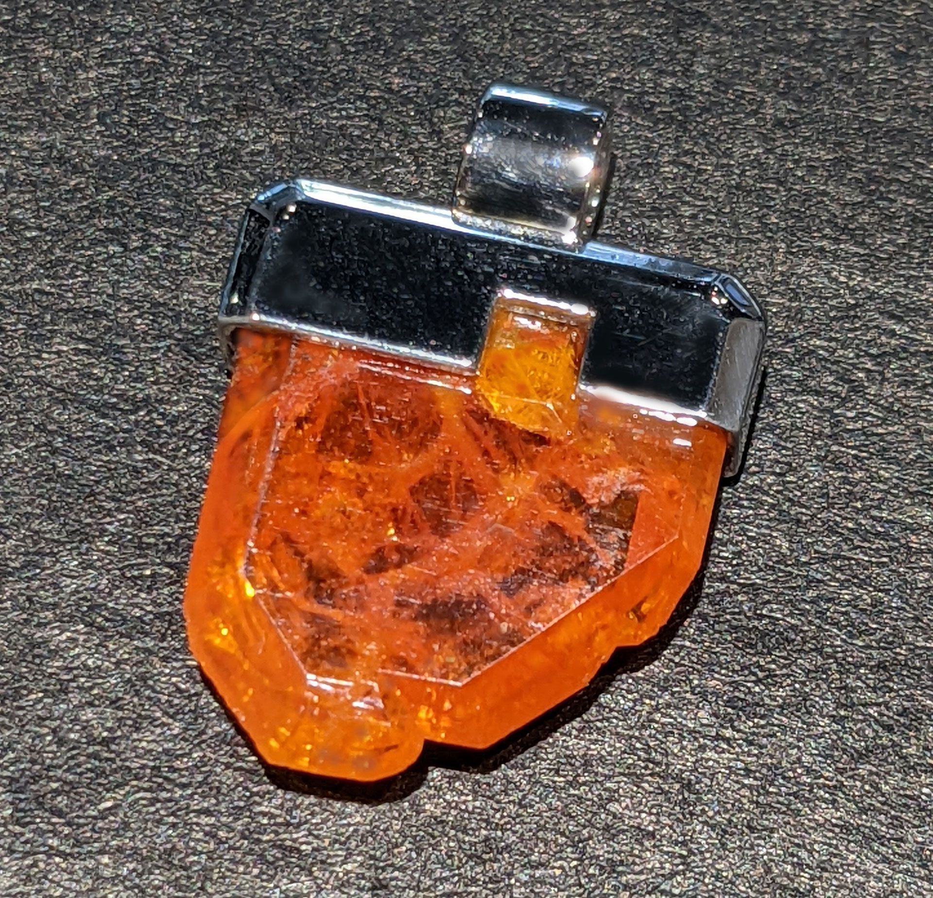 Wulfenite White Gold Pendant