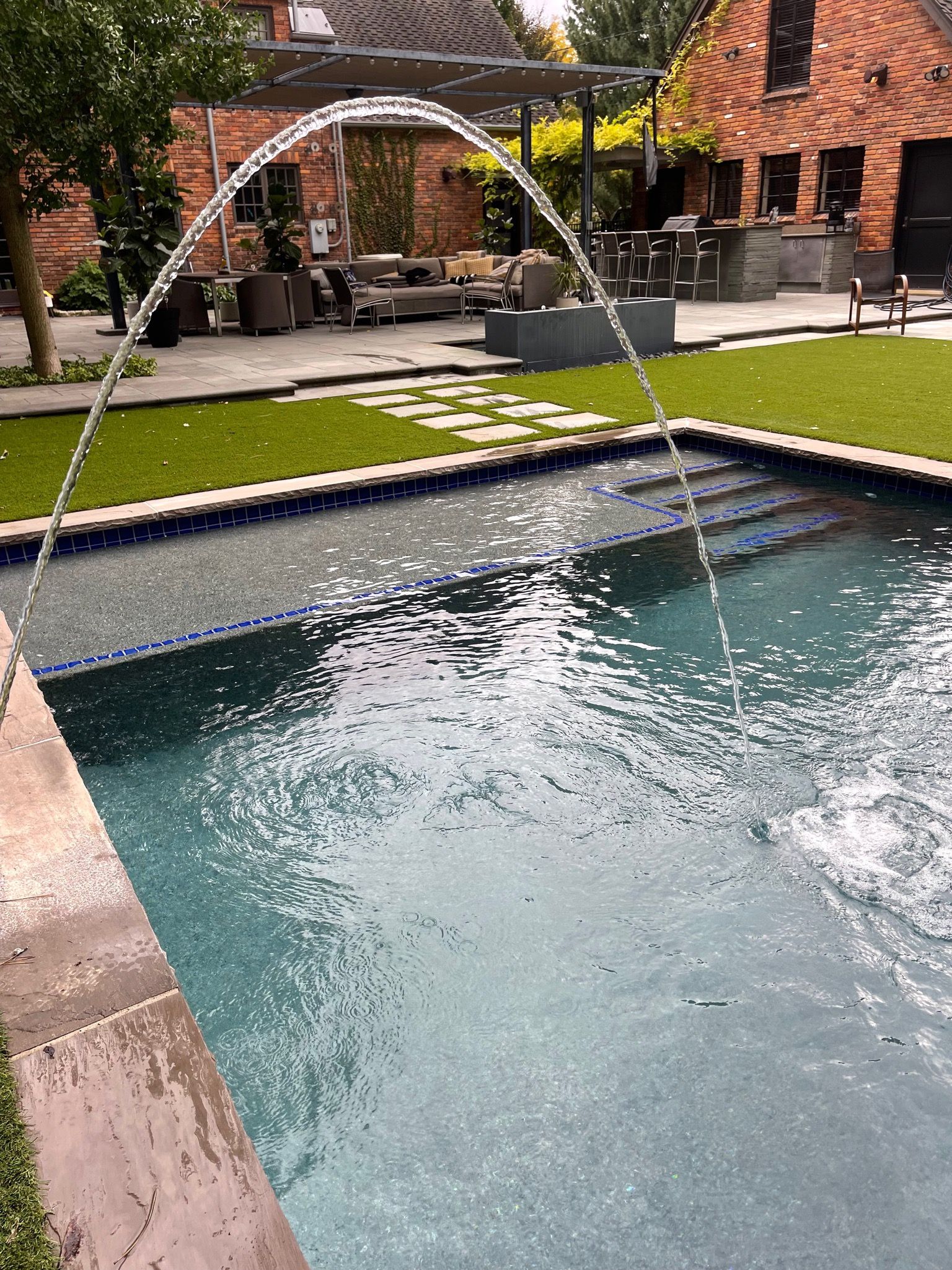 swimming pool fountain