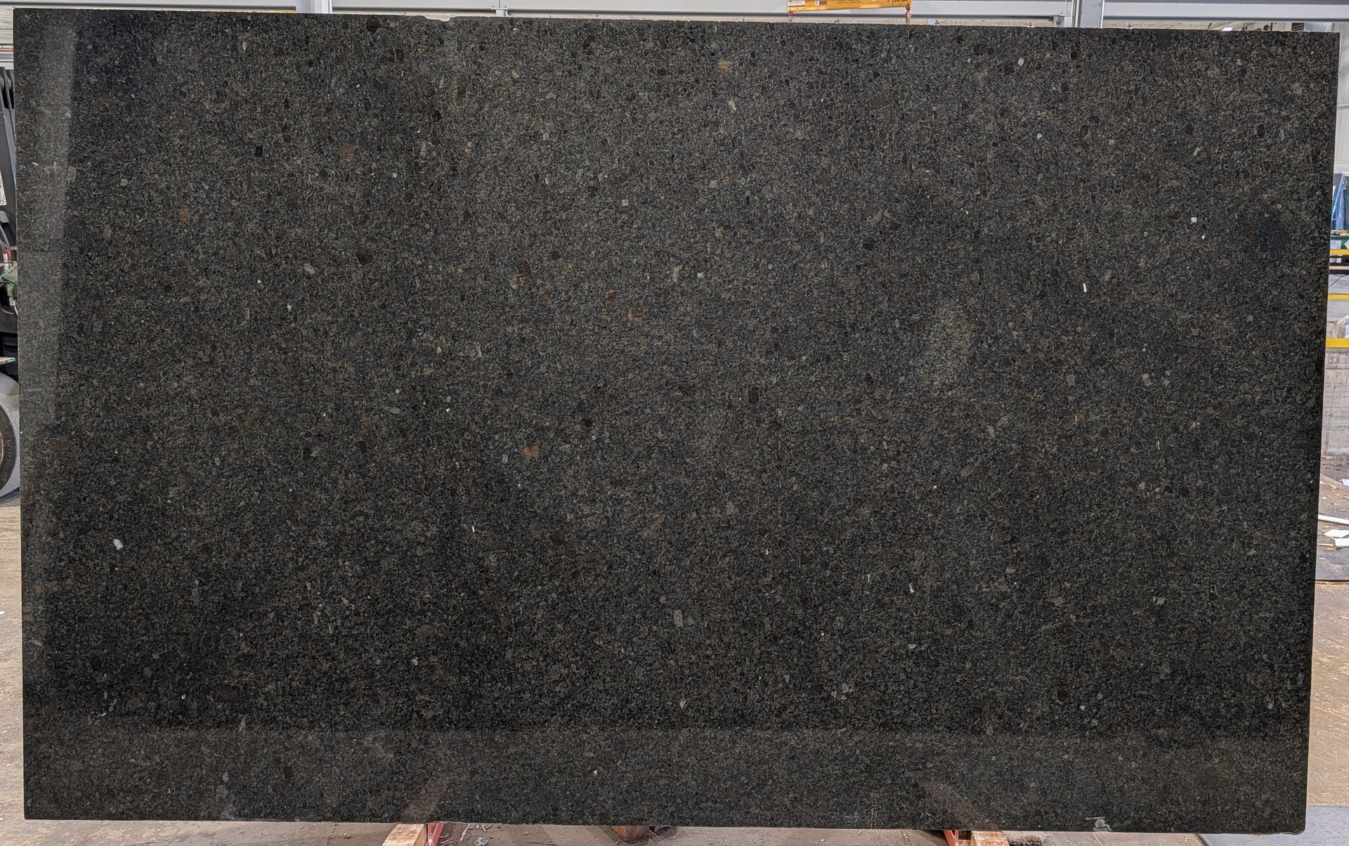 Brown Pearl - Pol Brushed - 3CM