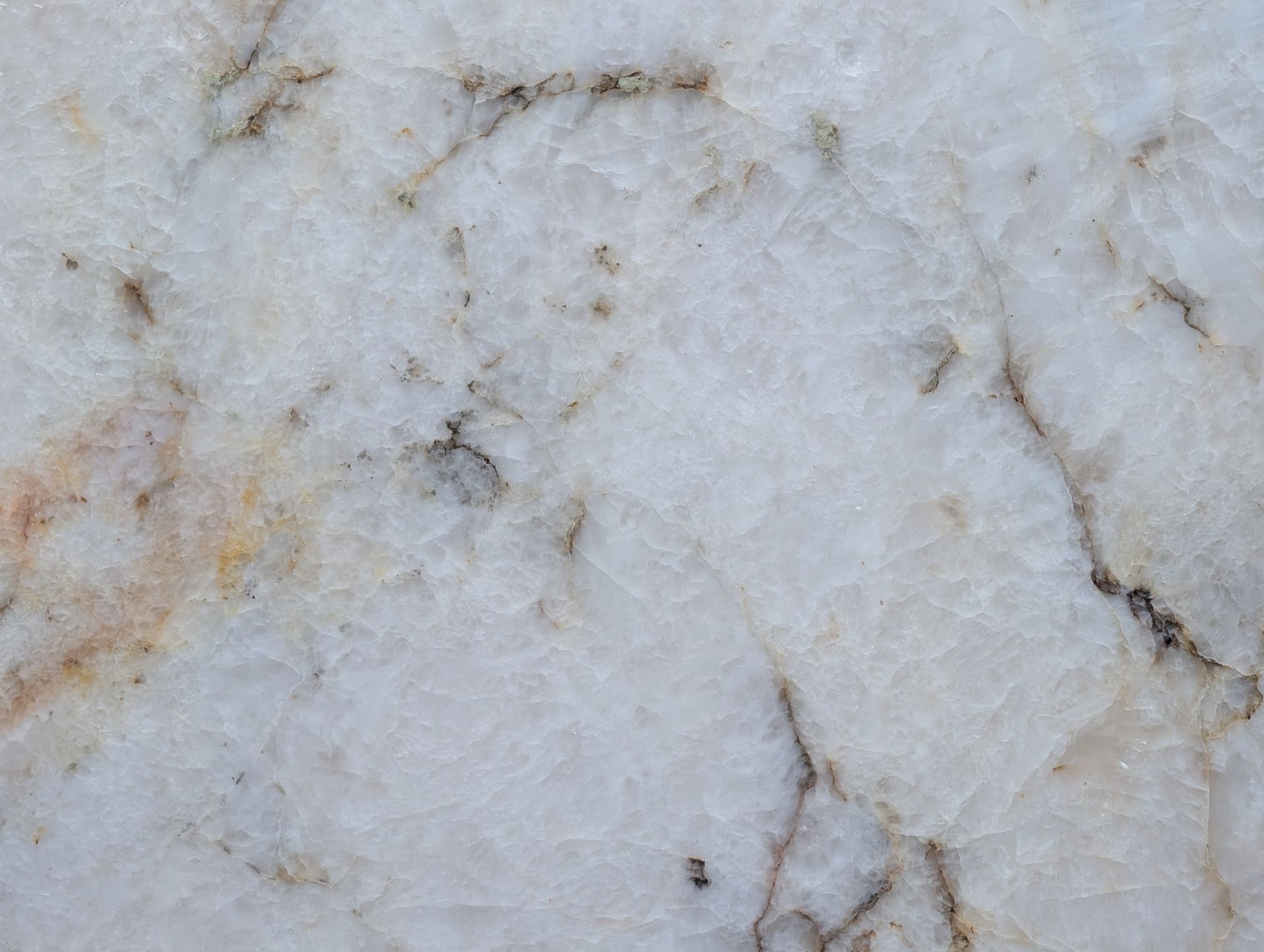 Cristallo - Honed - 3CM - Closeup