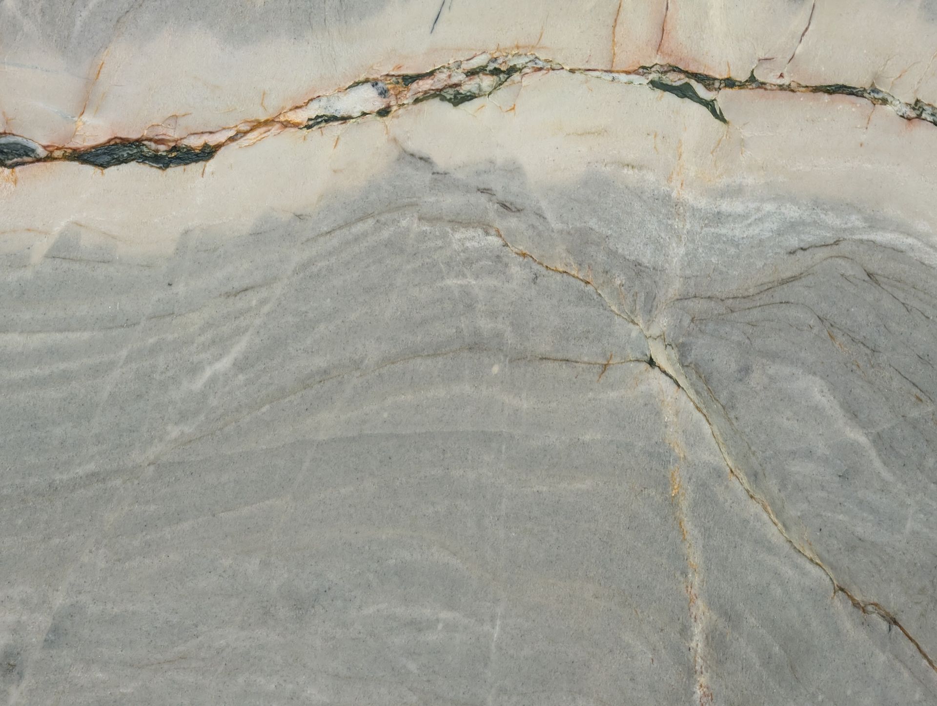 Tempest Blue - Polished - 3CM - Closeup