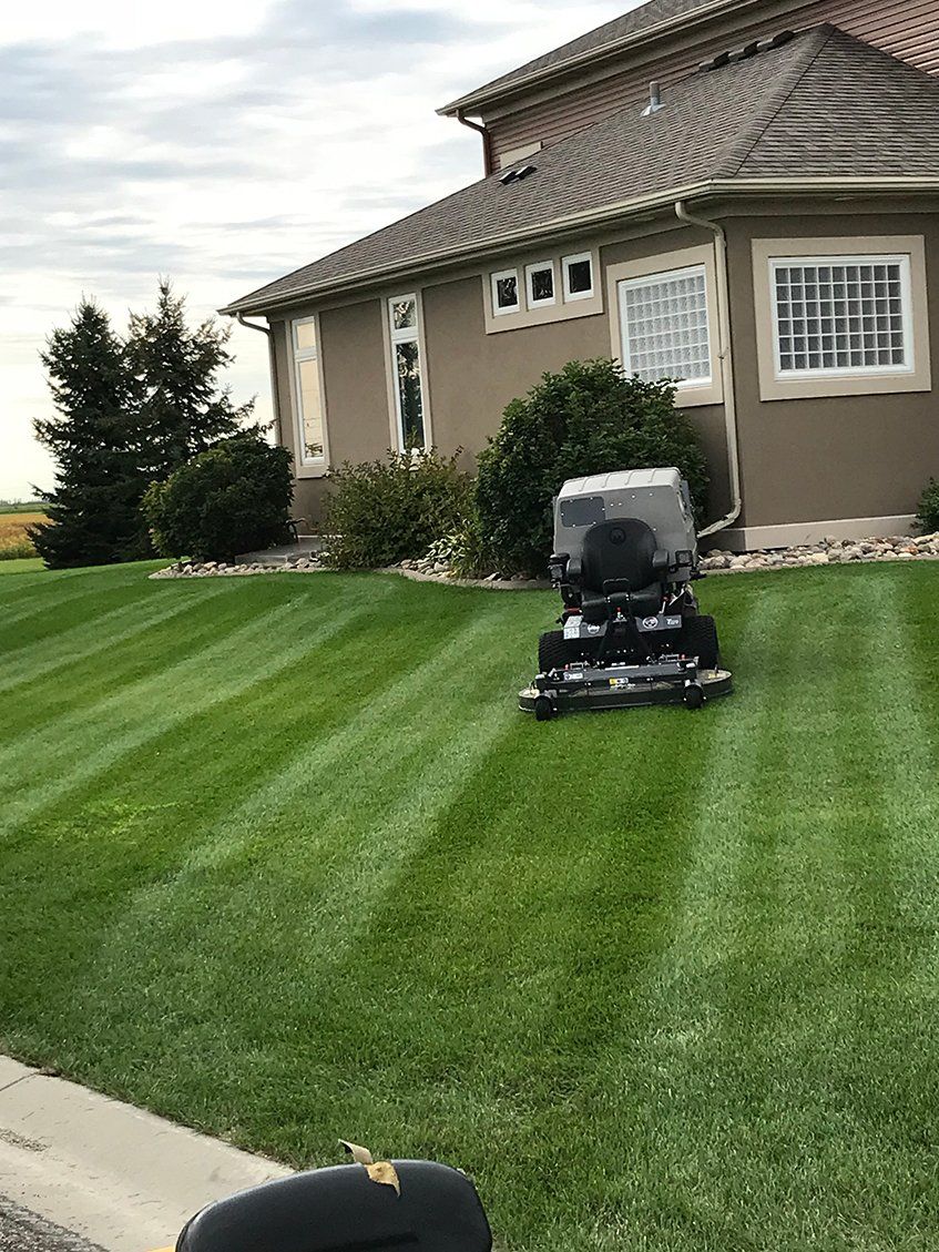 Lawn maintenanance