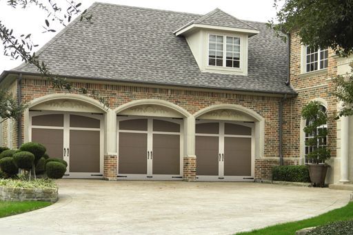 Signature Carriage garage door