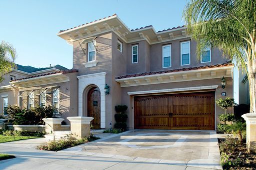 Ranch House garage door