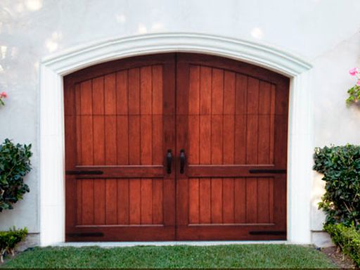 Ranch House garage door