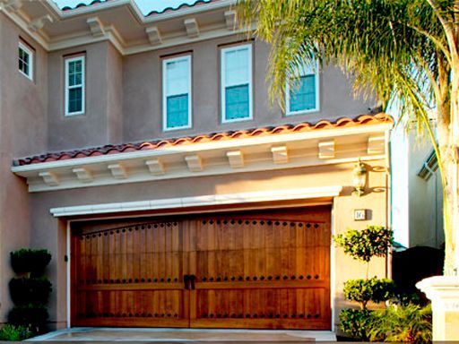 Ranch House garage door