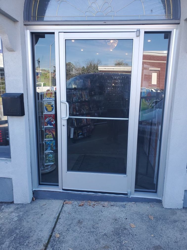Commercial storefront