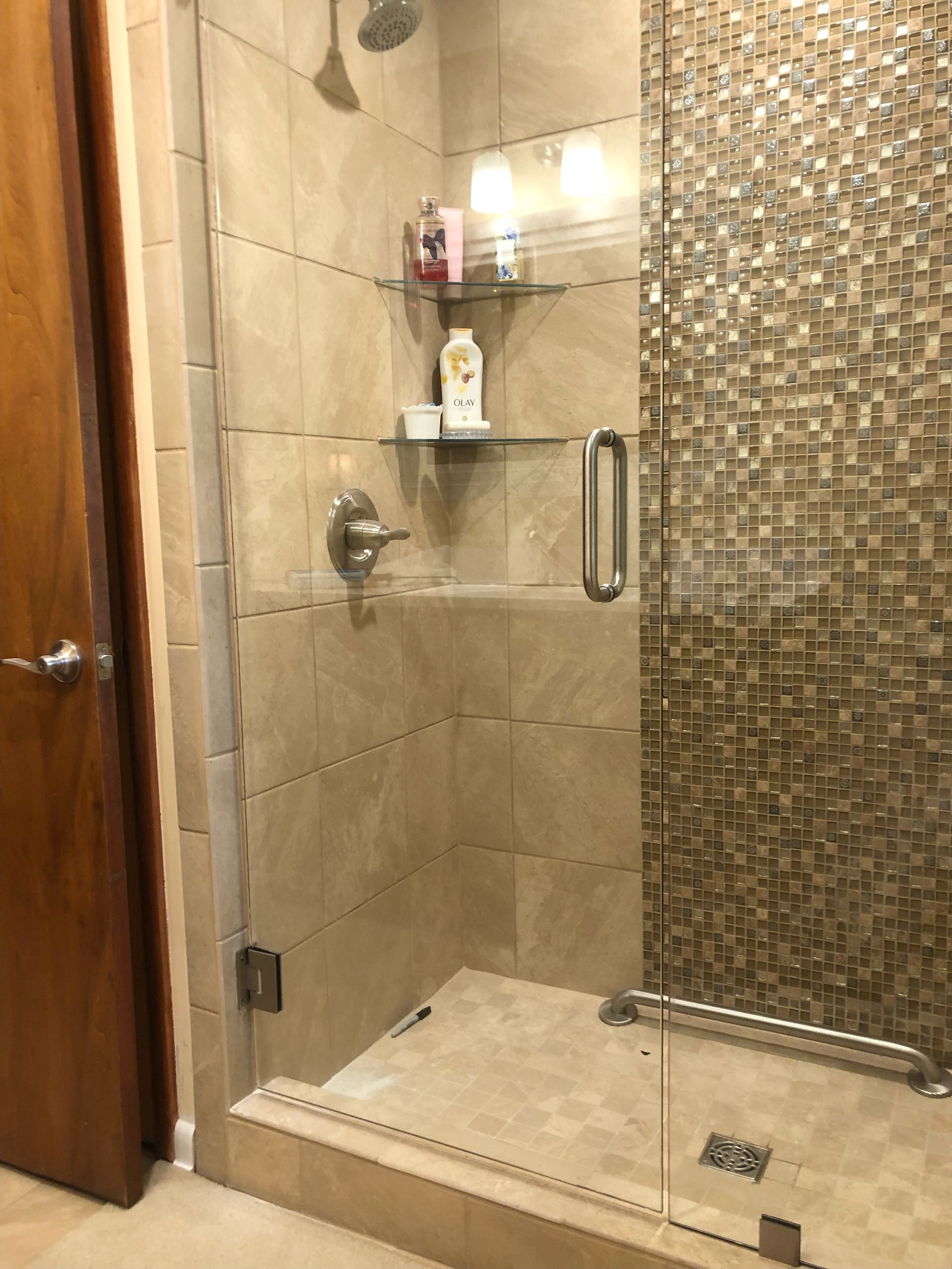 Shower glass door