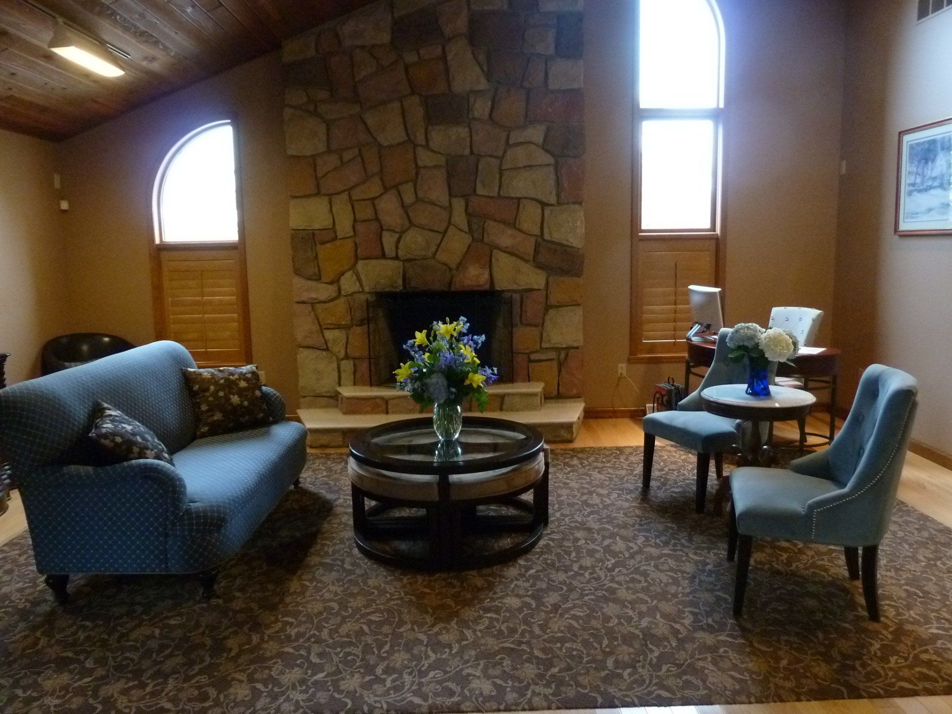 Unis Dental Associates living area