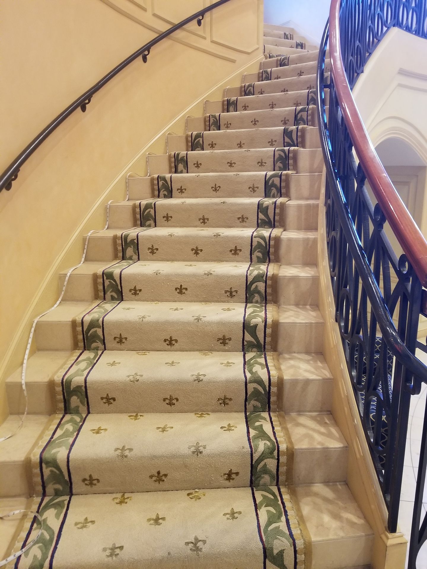 White stair floor runners