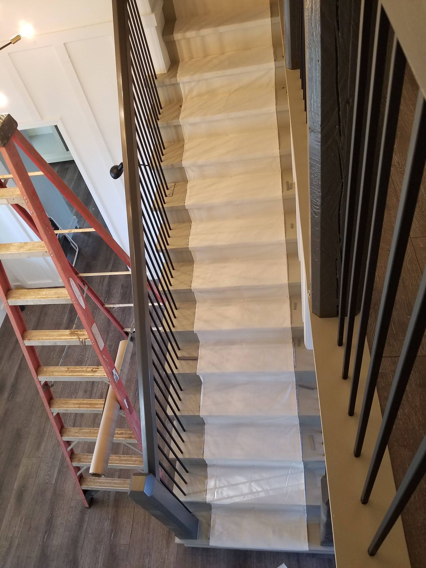 Preparing installation of floor runner