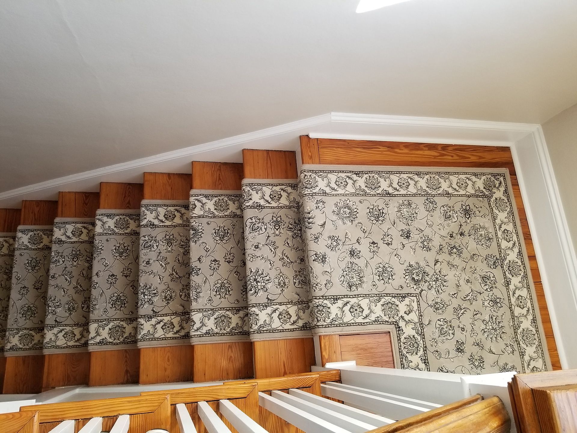 New gray floor runners