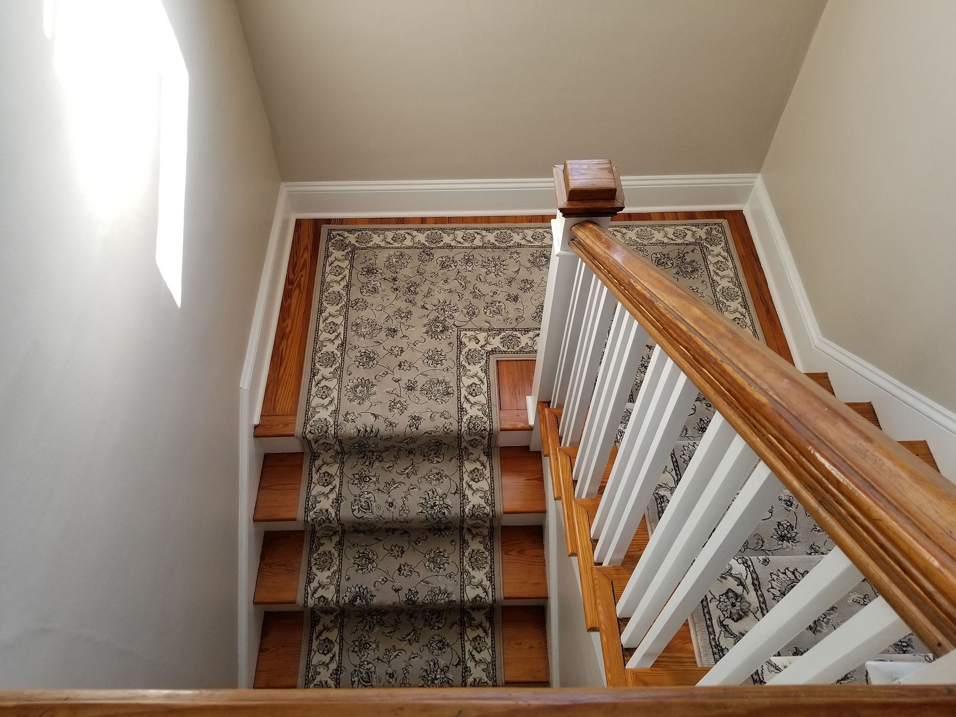 Gray floor runner installations