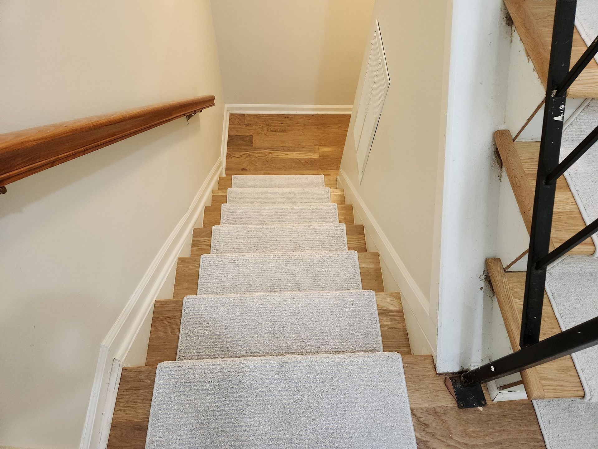 New white floor runners