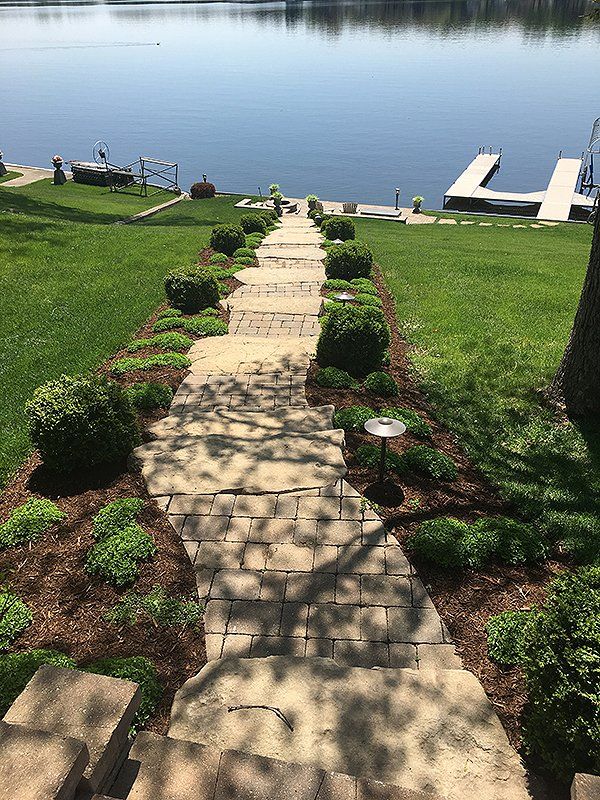 Outcropping Stairs to Lake