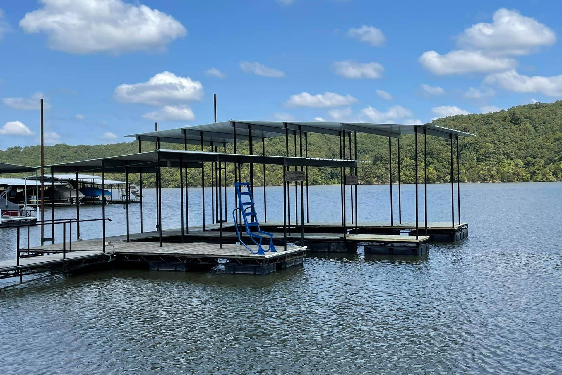 Dock flotation