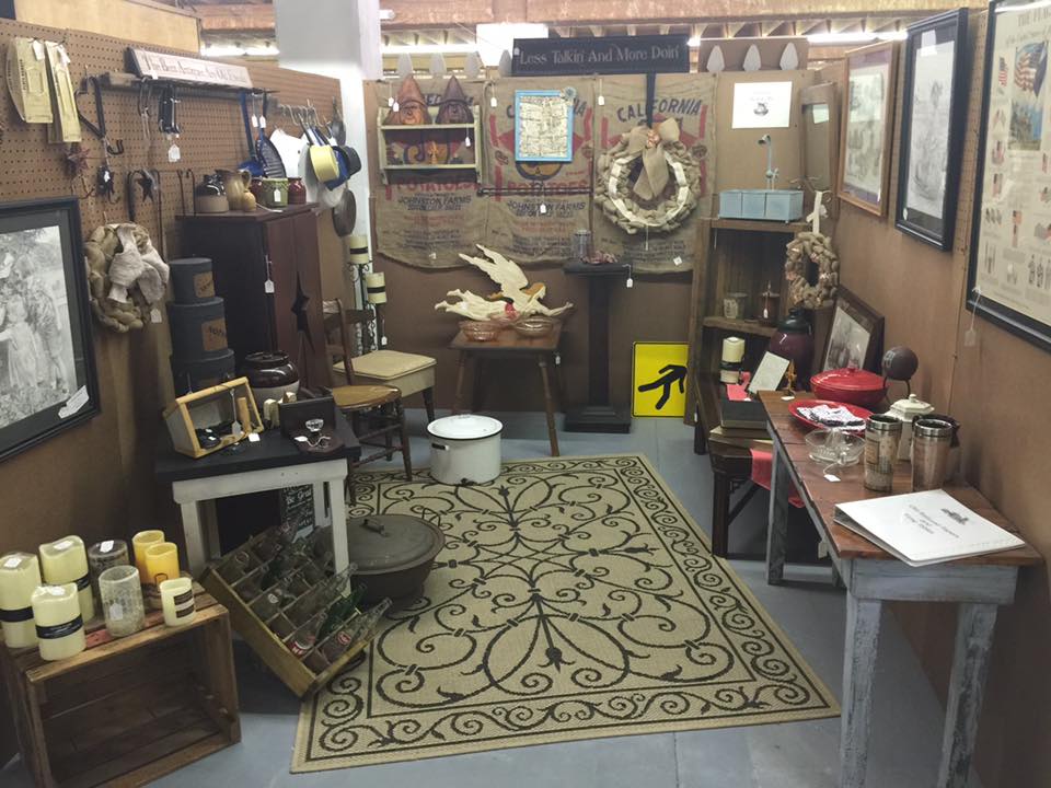 Willow Tree Antiques & Primitives Photo Gallery Roanoke