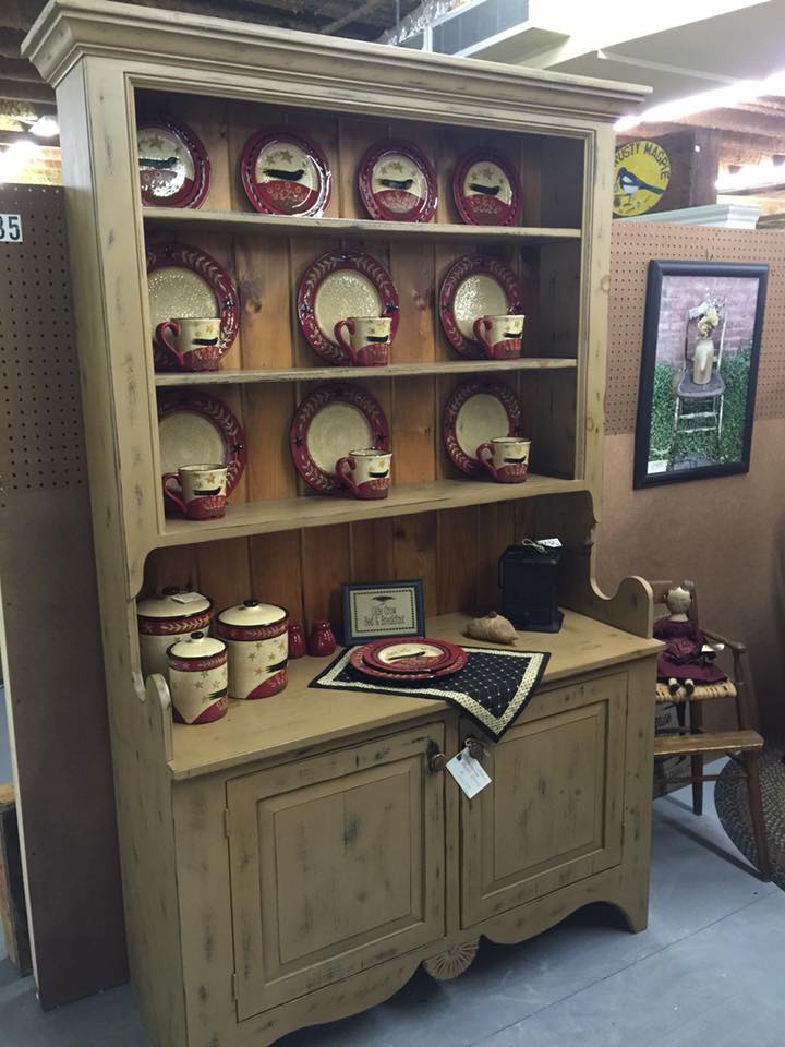 Willow Tree Antiques & Primitives Photo Gallery Roanoke