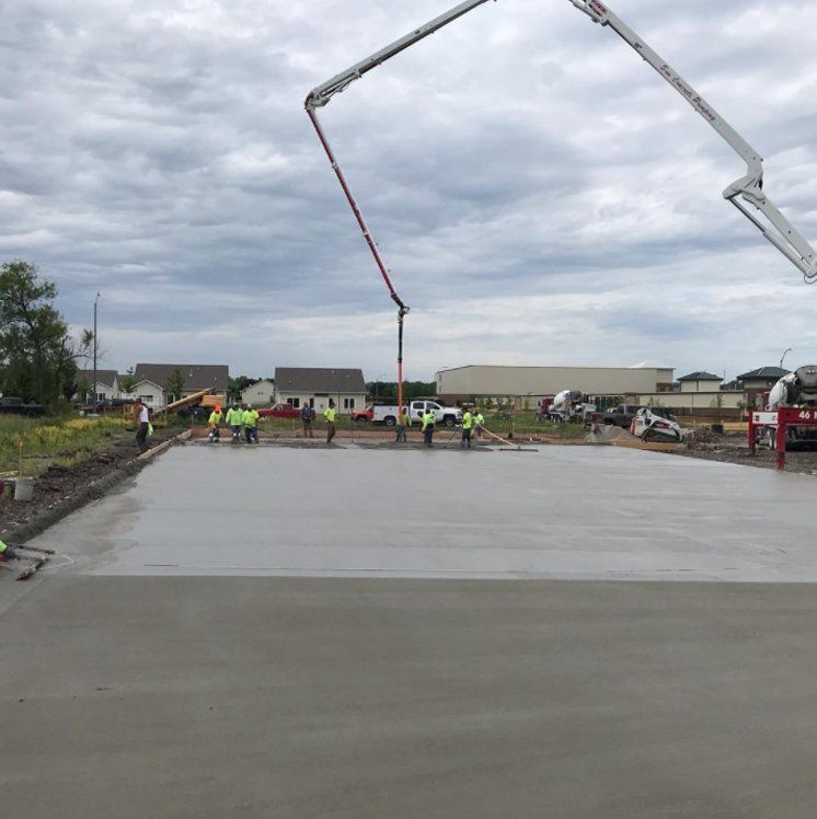 Commercial Concrete Contractors Des Moines, IA