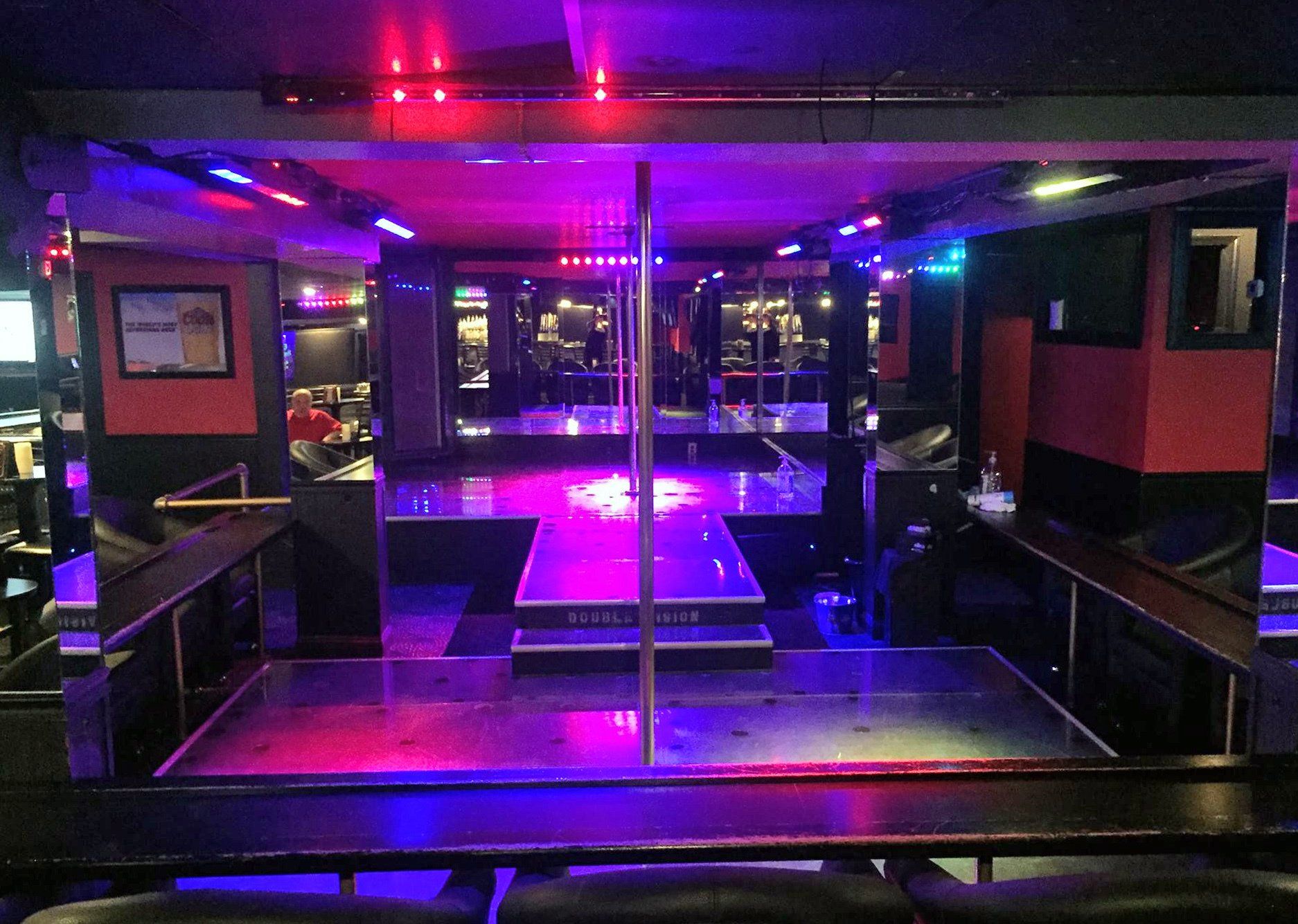 Gentlemens Club Double Vision Clifton Park, NY image