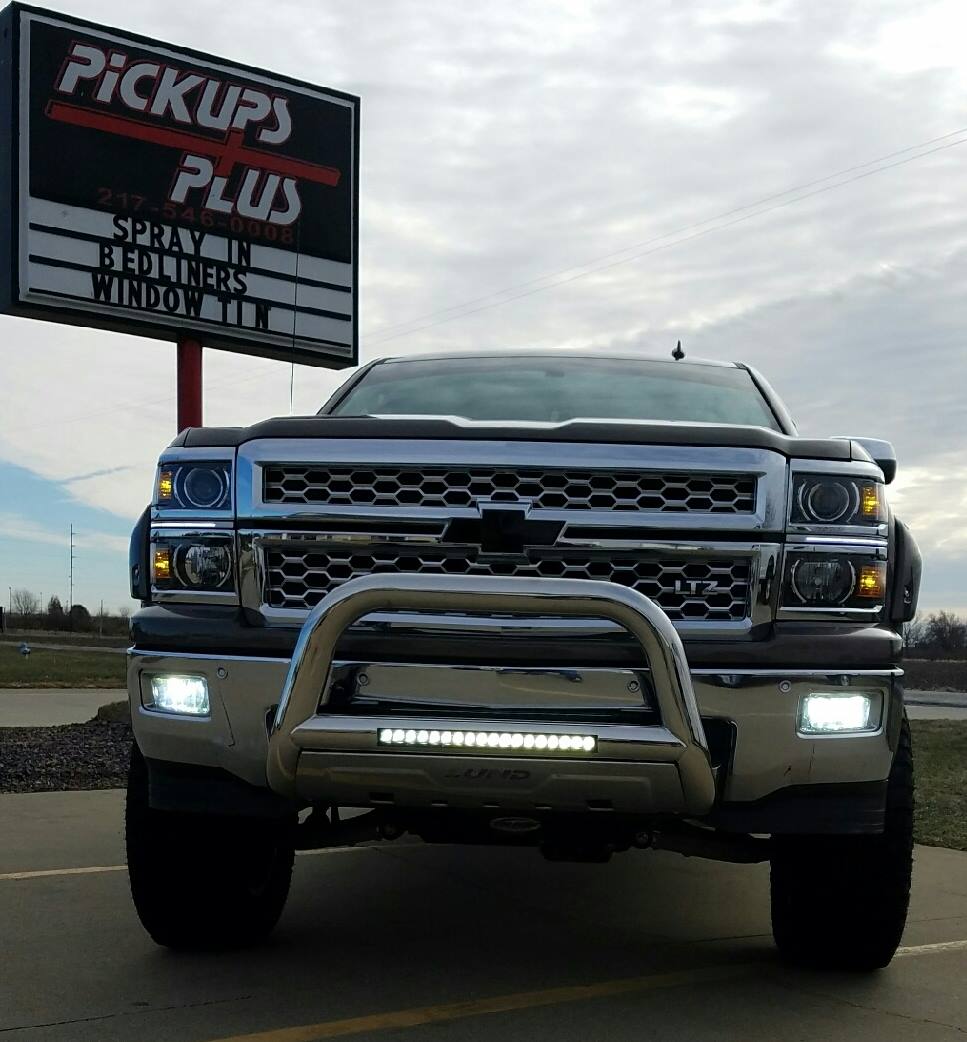 Pick up truck