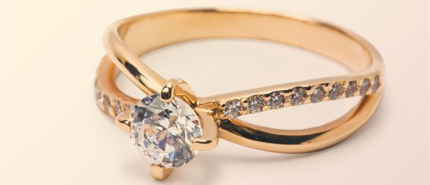 Gold ring with diamond stone