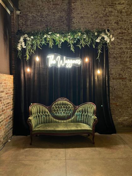 Mistletoe & Ivy