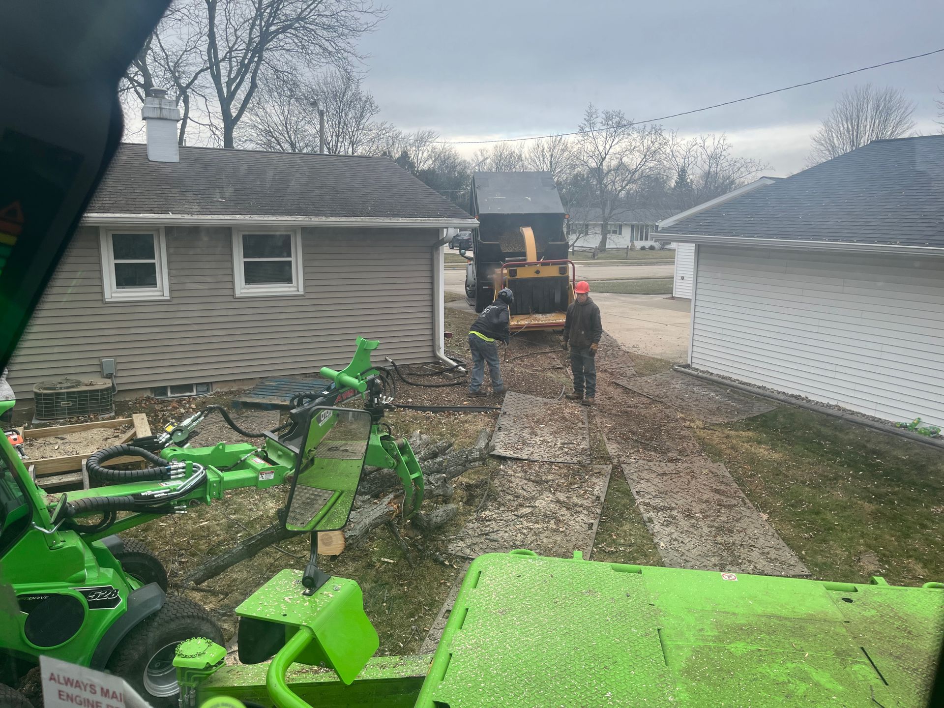 Tree B Gone of Green Bay Works