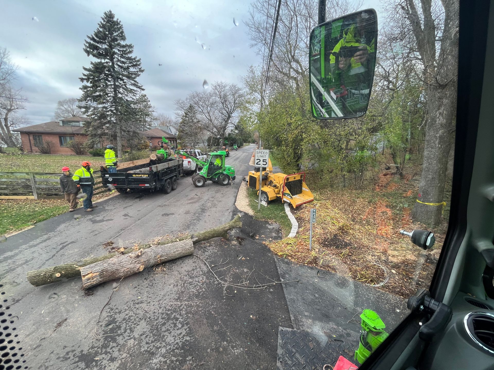 Tree B Gone of Green Bay Works