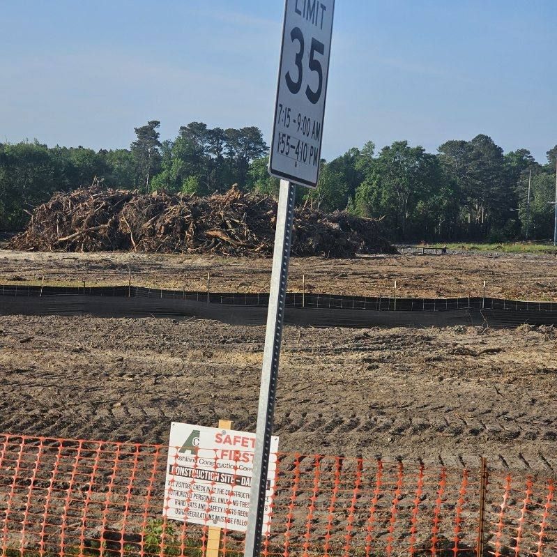 A sign that has the number 35 on it