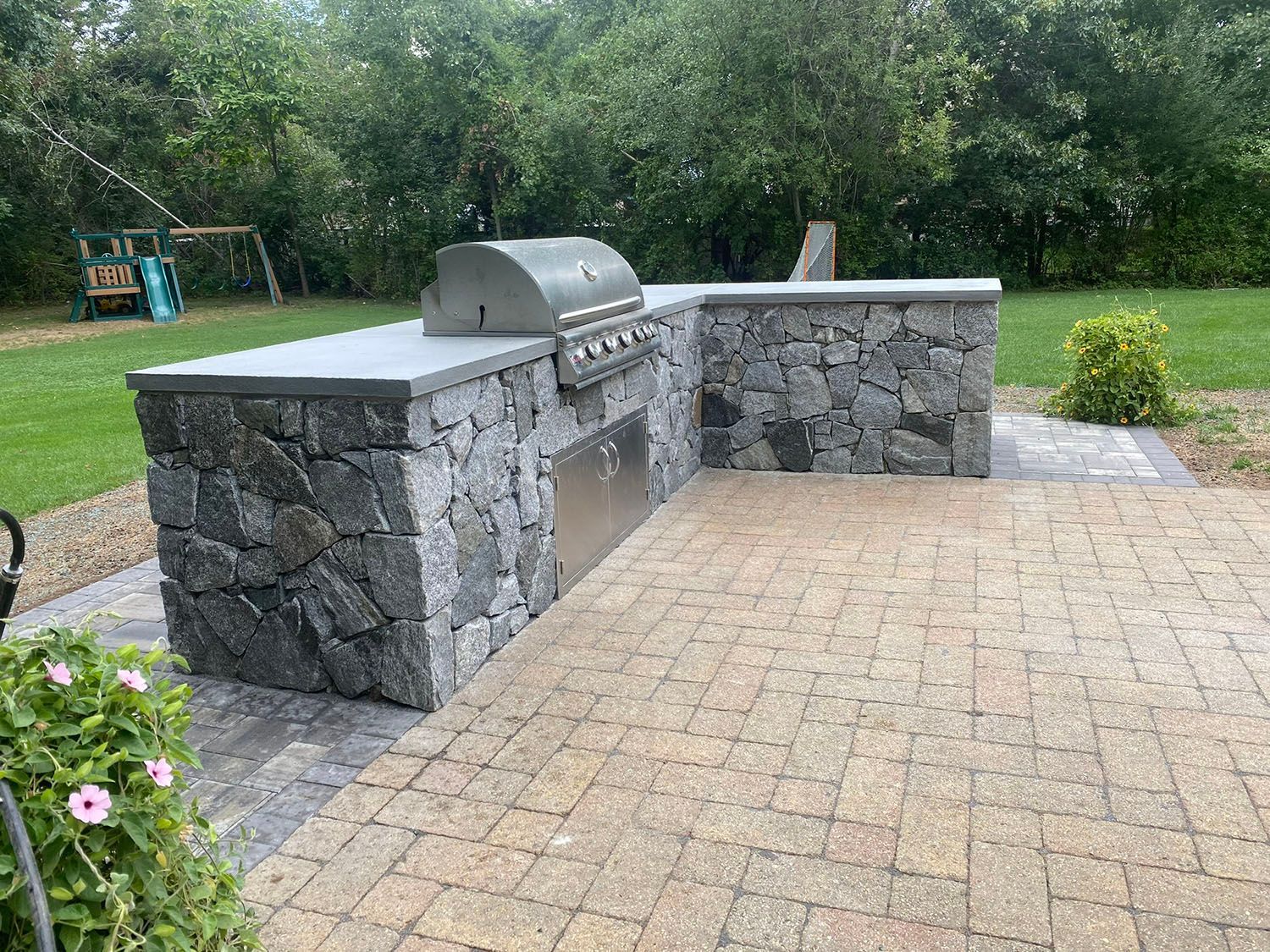 Hardscaping service