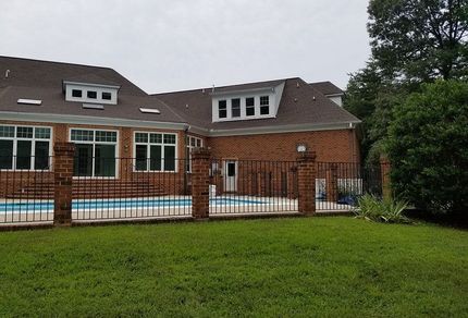 4 Seasons Roofing, LLC