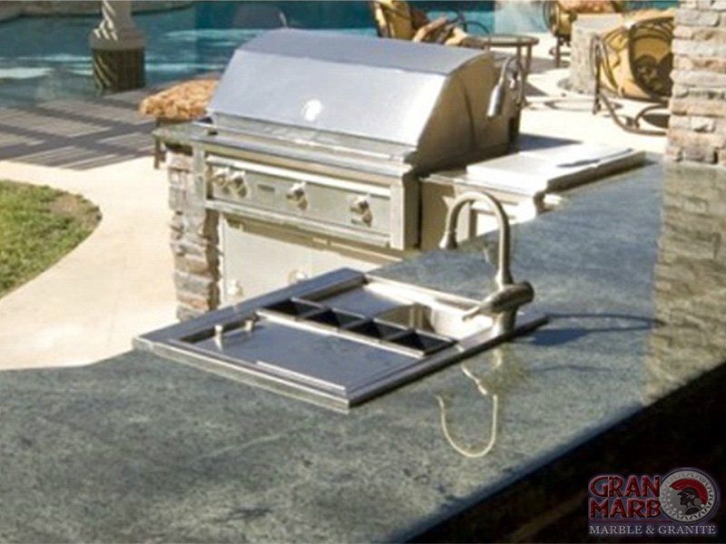 Outdoor kitchen