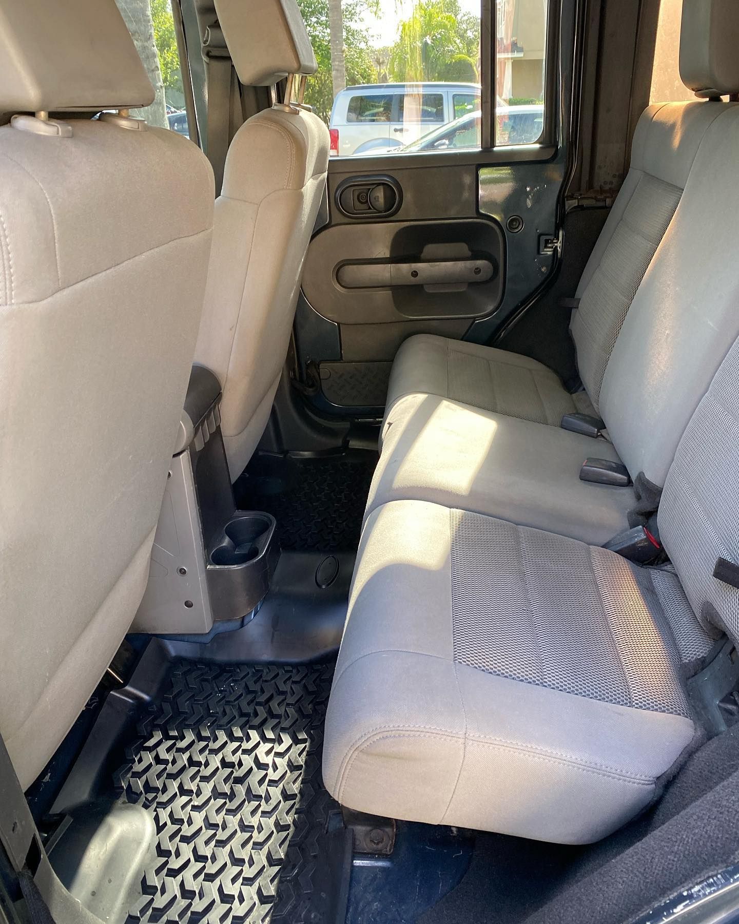 Vehicle seats