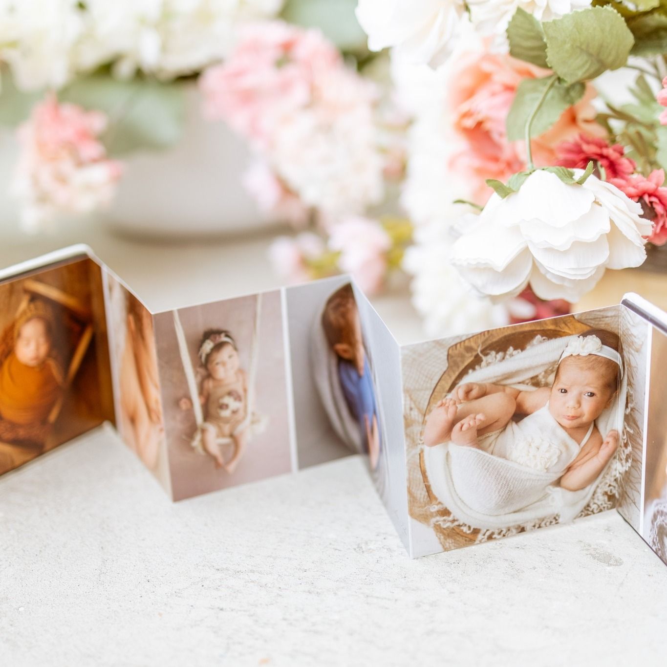 Accordion baby photo book