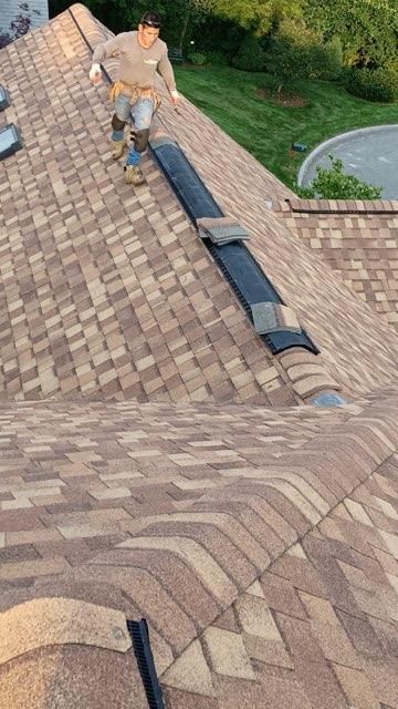 Tan Shingle Roof Replaced
