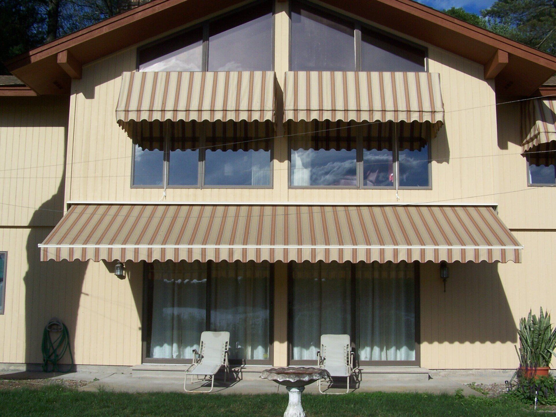 Patio awning