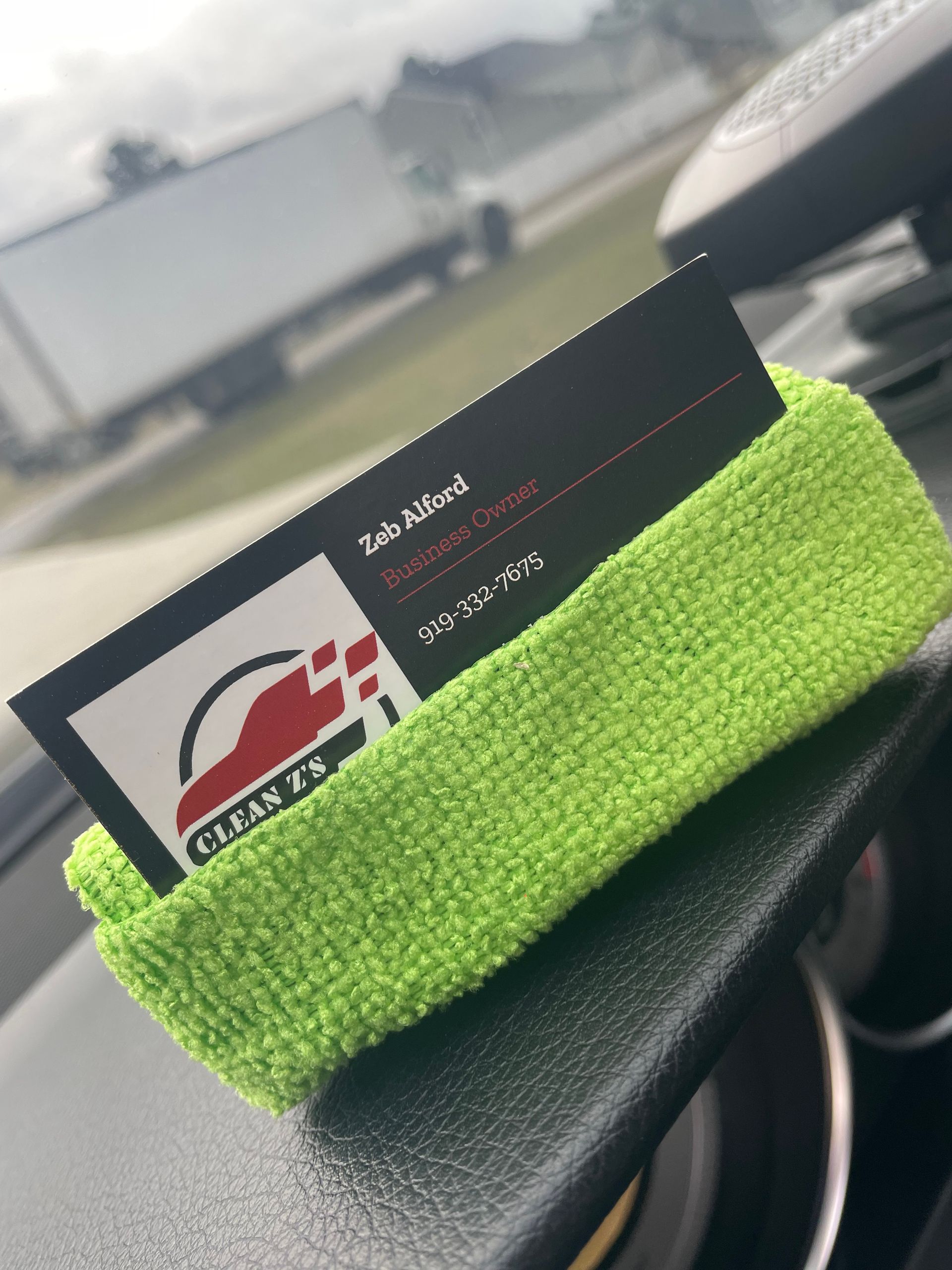 clean zs business card