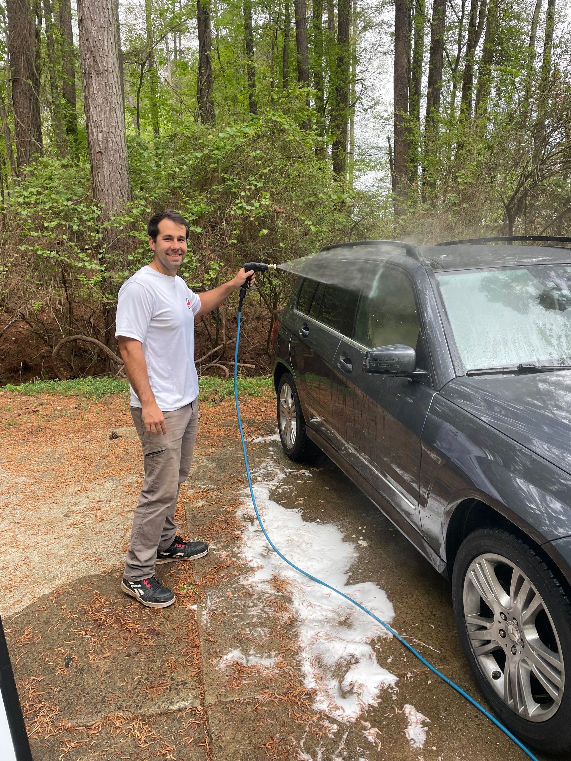 cleanign car - suv