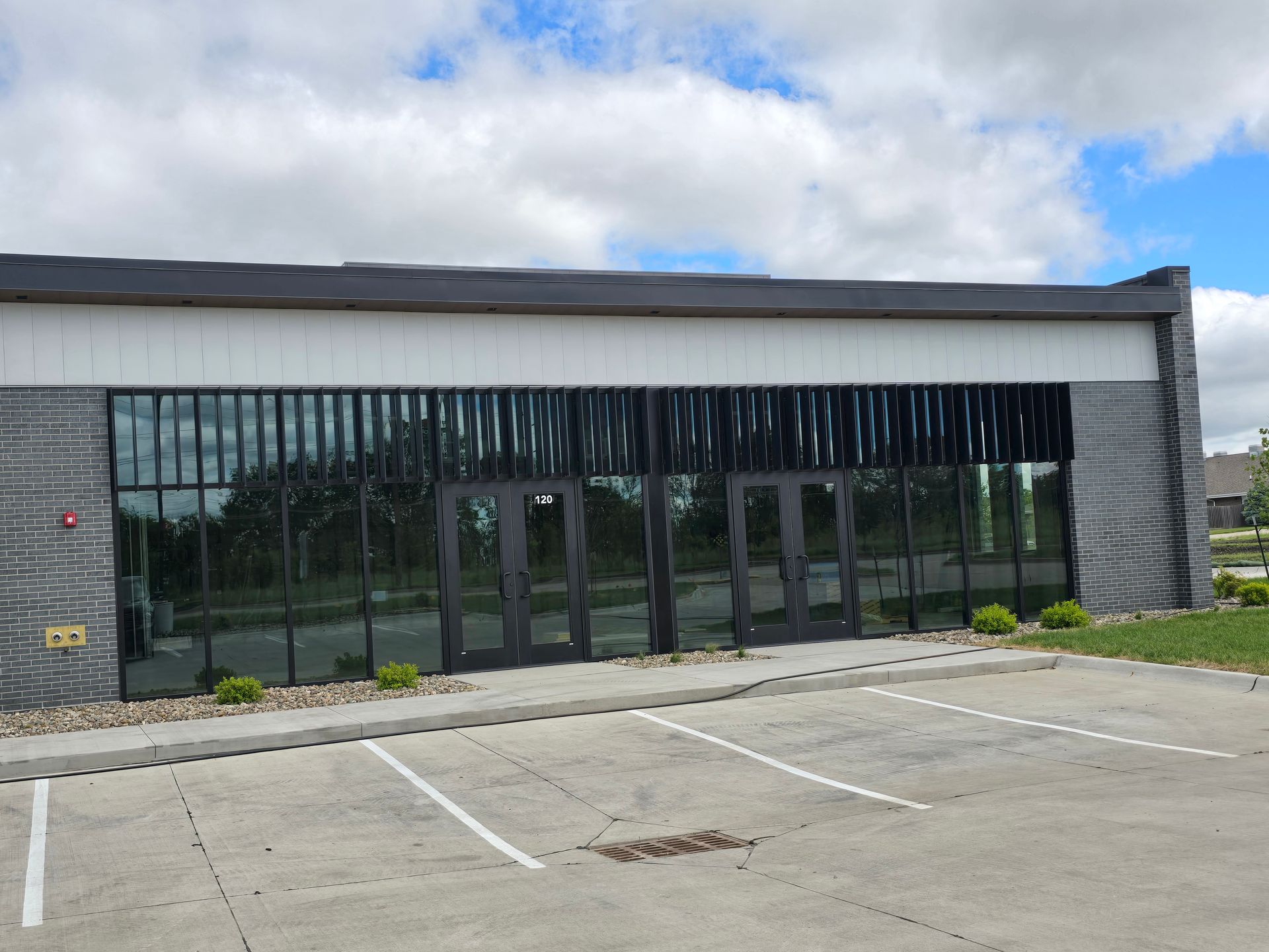 Commercial Roofer | Waukee, IA
