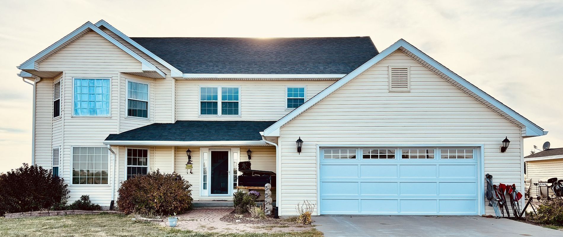 Class 4 Shingles in Black | Pleasantville, IA