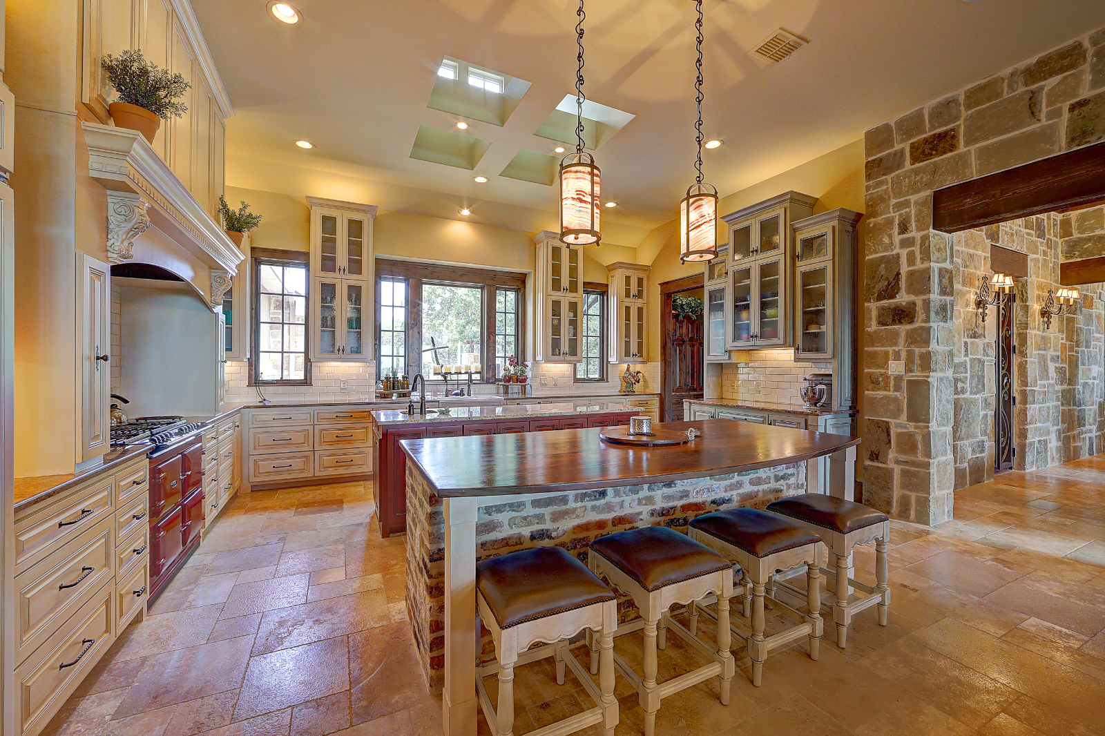 Classic Ranch Estate By SPS Interior Designs - #6