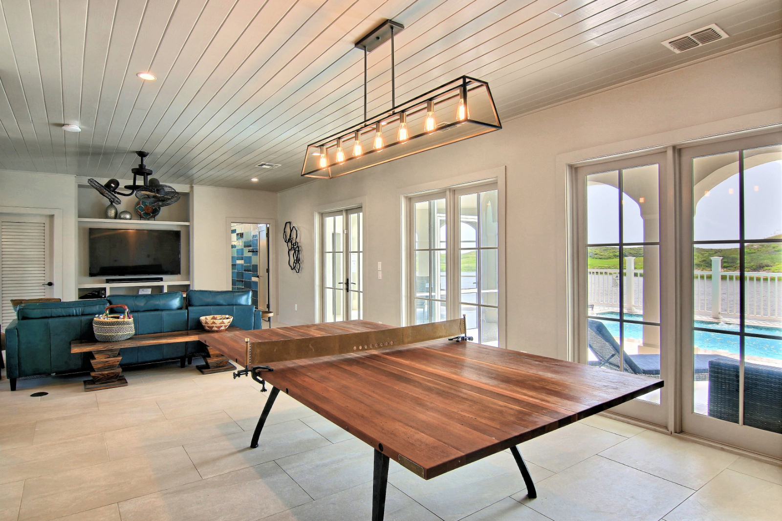 Gulf Coast Getaway By SPS Interior Designs - #3